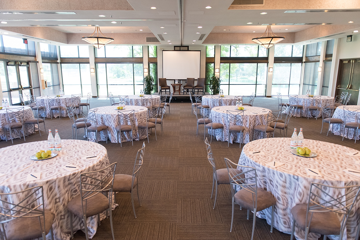 Gainey_Meetings_Ballroom 8.jpg